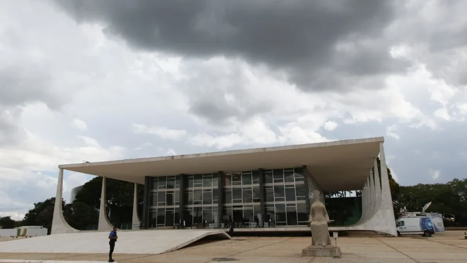 STF retoma julgamento sobre mandato-tampão para governo do Rio de Janeiro