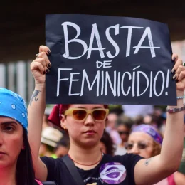 Lei Maria da Penha: Comissão da Câmara prevê 24h para juiz analisar violação à medida protetiva