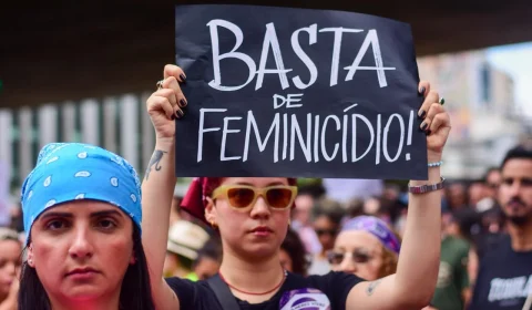 Lei Maria da Penha: Comissão da Câmara prevê 24h para juiz analisar violação à medida protetiva
