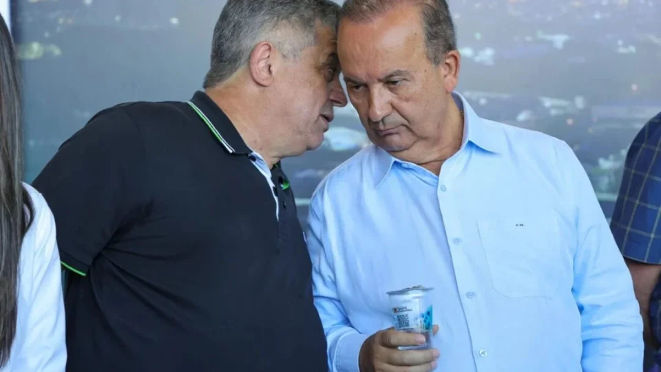 Disputa pelo governo coloca em jogo o comando do bolsonarismo em SC