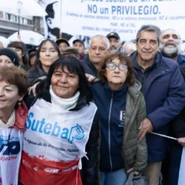 Greve nacional de professores na Argentina exige diálogo e salários dignos