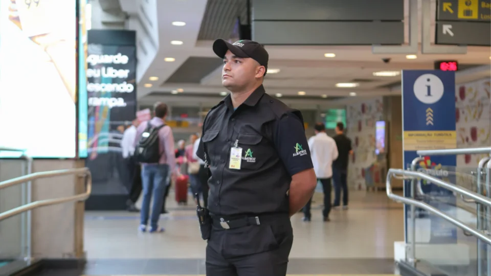 Câmara avança para autorizar porte de armas a vigilantes e empresários