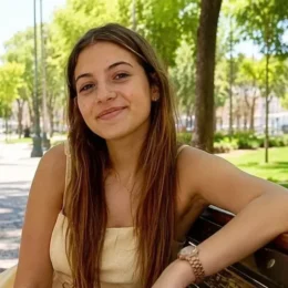 Aos 21 anos, brasileira herdeira da WEG se torna a bilionária mais jovem do mundo