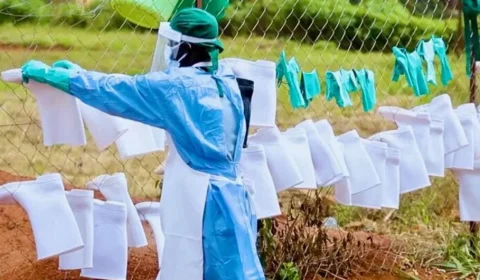 Surto de ebola na RD Congo avança em ritmo recorde e acende alerta máximo na OMS