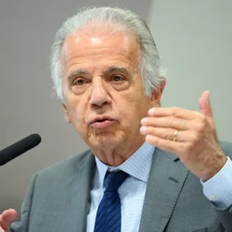 Golpistas clonam celular de José Múcio e pedem dinheiro a contatos do ministro