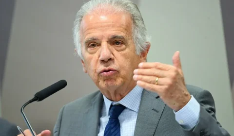 José Múcio entrou pelo portão que Lula abriu em 2004