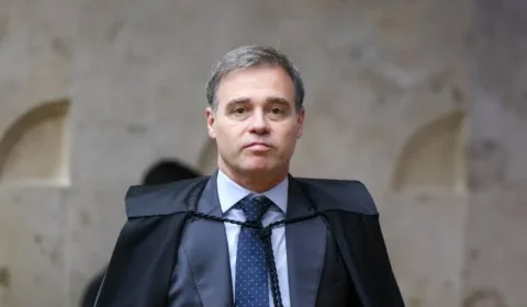 Instituto de André Mendonça faturou ao menos R$ 10,8 mi em 55 contratos públicos, diz revista
