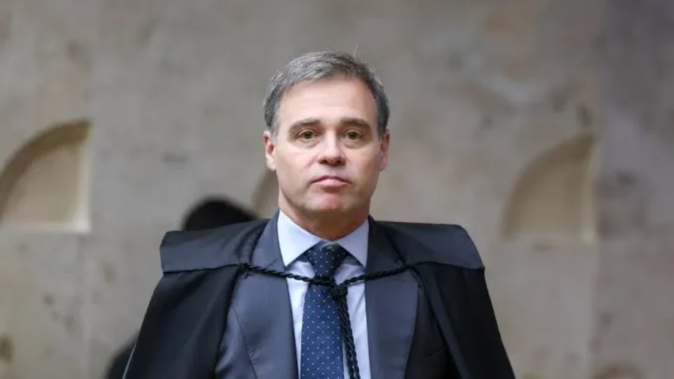 Mendonça autoriza segundo inquérito da PF contra Lulinha por suspeita de tráfico de influência