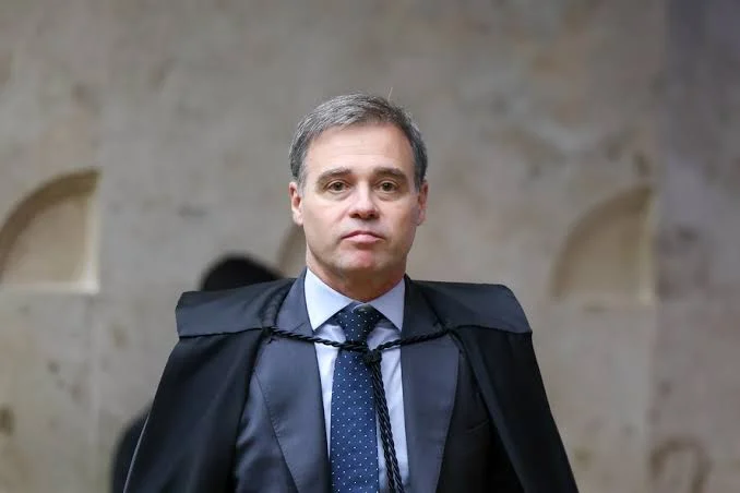 Mendonça autoriza segundo inquérito da PF contra Lulinha por suspeita de tráfico de influência