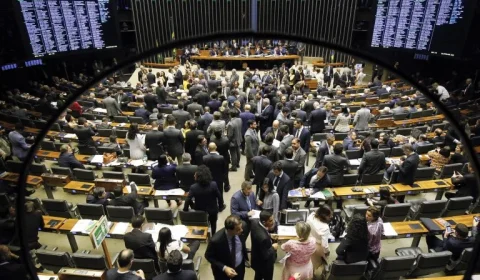 Deputados elevam gastos com divulgação em 25% antes da trava eleitoral