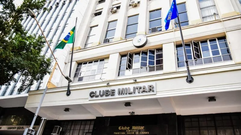 Deputados questionam uso de recursos das Forças Armadas por clubes militares