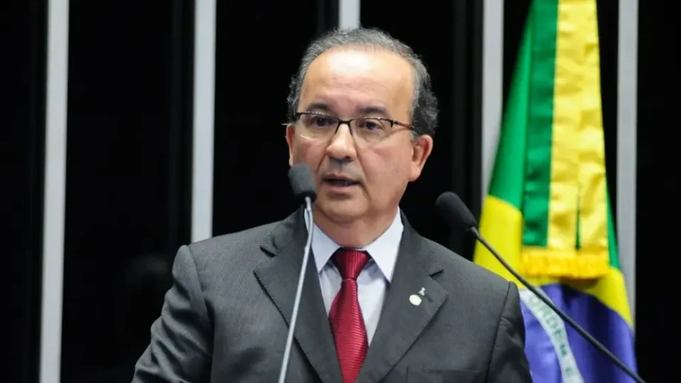 Quaest: Jorginho (PL) lidera pesquisa em SC com 50% das intenções de voto