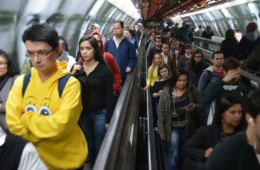 Greve afeta três linhas de trem em SP e metrô tem operação especial
