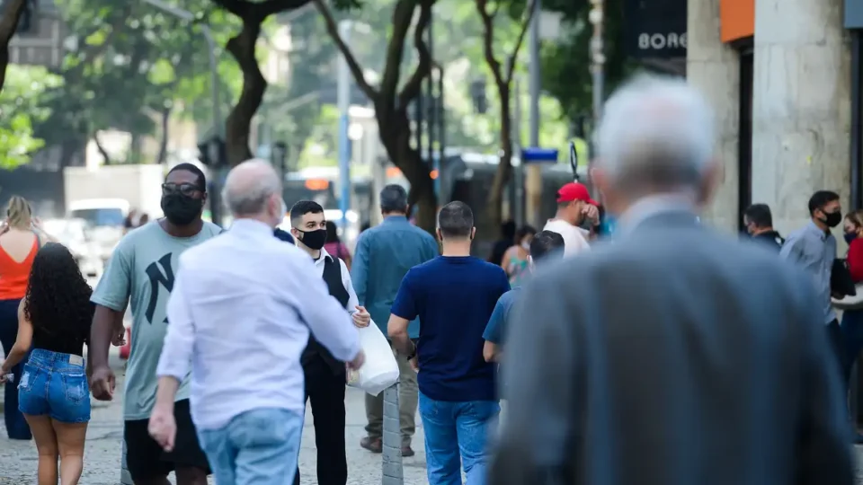 Candidato acreditar em Deus é fundamental para maioria dos brasileiros