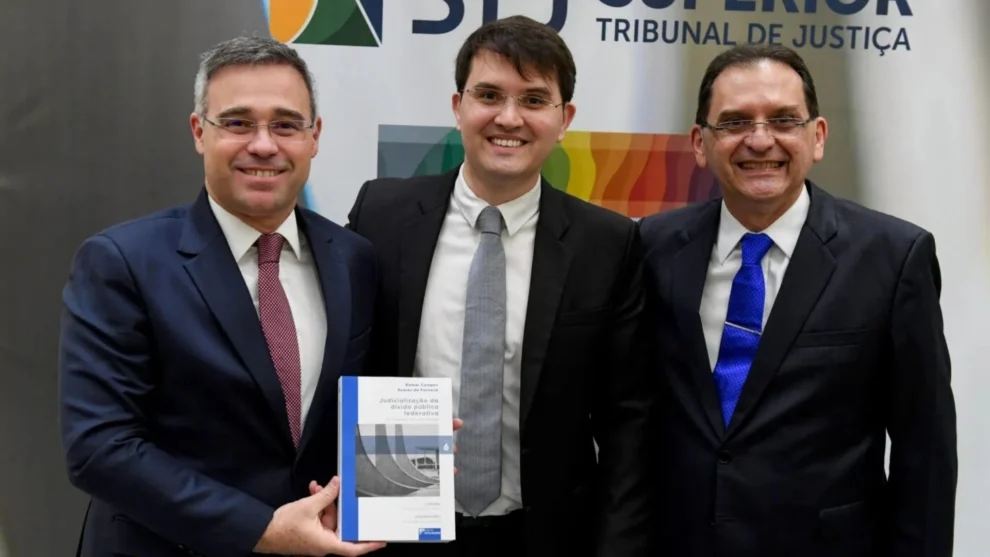 Cartas de ministros do STF não buscavam pressionar, diz professor após concurso anulado