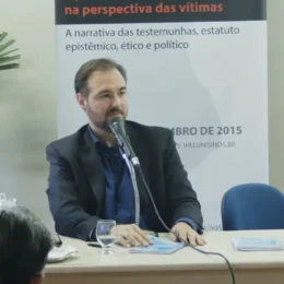 Demissão de professor da PUCRS mobiliza entidades e motiva ato de solidariedade