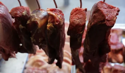 Trump anuncia medida contra monopólio da carne após críticas a empresas brasileiras