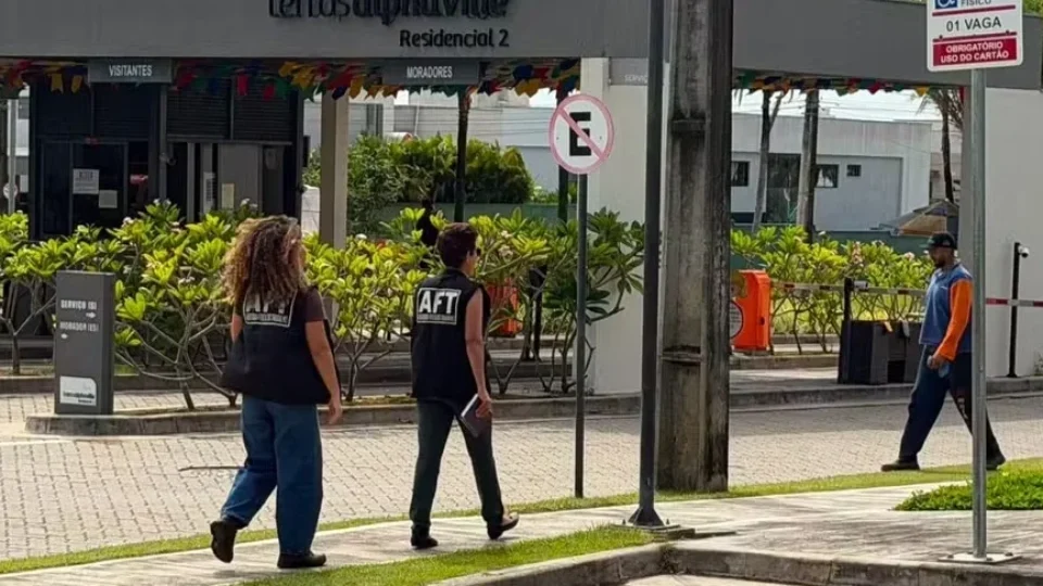 Após 55 anos de trabalho sem salário, mulher deixa casa de família investigada no CE