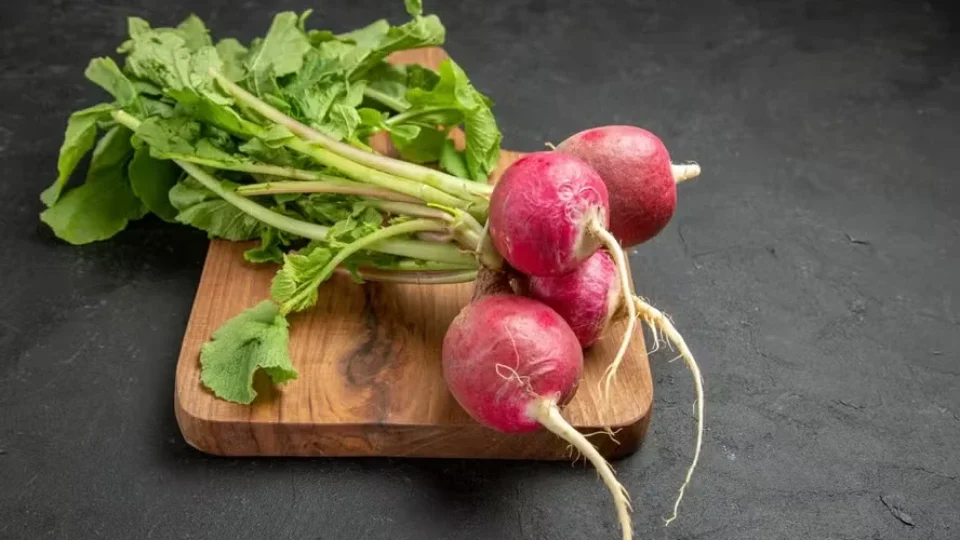 Saiba qual vegetal ajuda na formação de colágeno e fortalece sistema imunológico