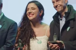 Livro de Juliana Dal Piva vence o Prêmio Jabuti Acadêmico na categoria ‘Comunicação e Informação’