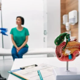 Exame de sangue detecta câncer de pâncreas inicial em 87% dos casos