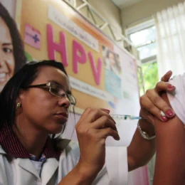 Vacina contra HPV passa a ser indicada a crianças vítimas de violência sexual