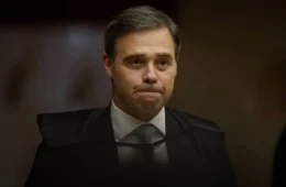 Mendonça viajou em helicóptero de empresa de ex-parceiro de Vorcaro, diz site