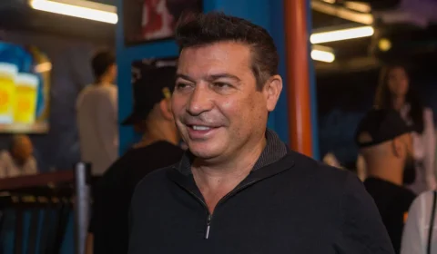 Luizão, pentacampeão em 2002, é investigado por suposta violência doméstica em SP