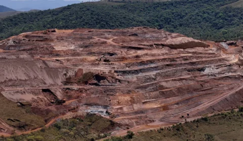 Justiça condena Samarco e três ex-gerentes por tragédia em Mariana (MG)