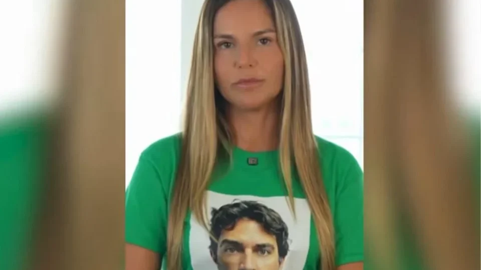 Esposa de Ramagem usa verba de campanha para ex-assessora e irmã de Allan dos Santos