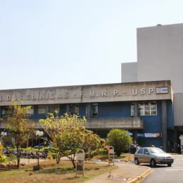 Médico expõe peso de paciente e faz piada com prontuário; Hospital vê preconceito