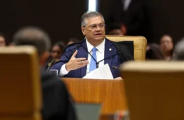 Dino inclui fundo do Master na investigação da PF sobre cemitérios de SP