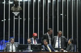 Governo articula sessão extra para votar fim da escala 6×1 no Senado antes das eleições