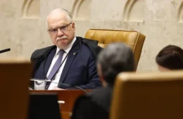 Governo pede a Fachin suspensão da decisão que afastou diretor-geral da PF