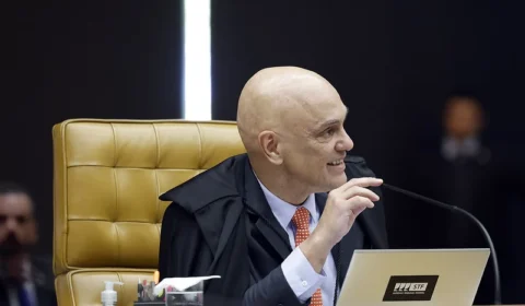 Moraes acusa Fachin de contradição e Mendonça de esconder documentos do caso Master