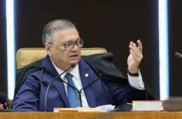 Dino pede a Fachin sessão do plenário para julgar publicações sobre Nossa Senhora