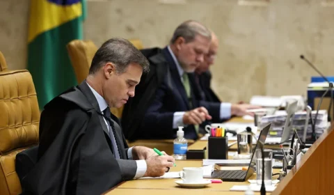 Mendonça pede a Fachin arquivamento de acusações contra si e apuração contra Moraes