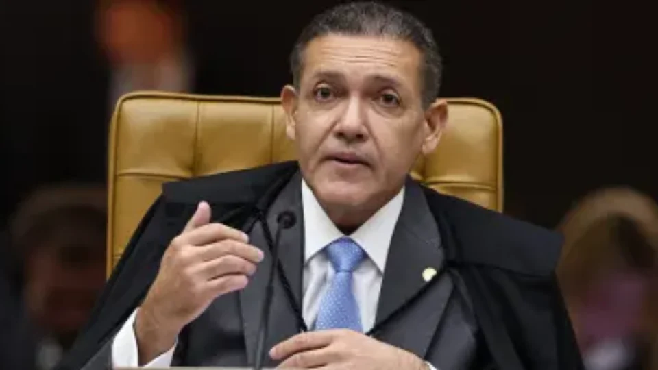 Ministros veem volta de Kassio ao caso Master como difícil após novas revelações