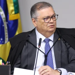Dino manda PF investigar ‘onda’ de ataques contra Nossa Senhora pelo país