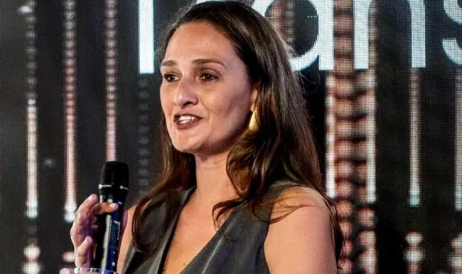 Fernanda Klitzke (PT)