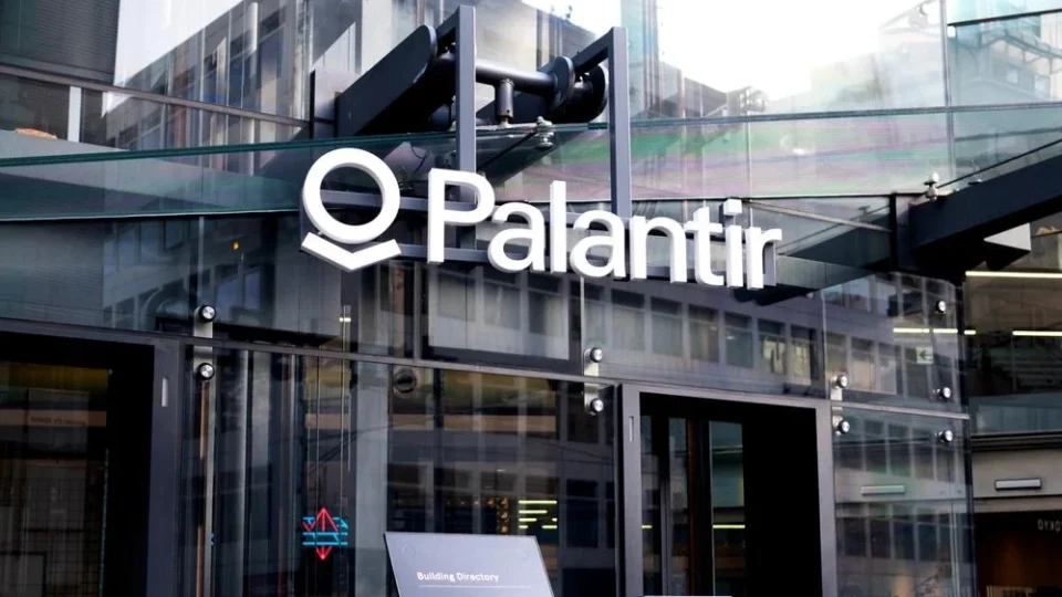 Palantir, soberania brasileira algorítmica e a guerra híbrida: o alerta francês ao Brasil