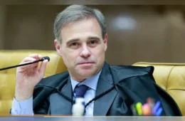 Mendonça derruba sigilo de petição sobre pagamentos de Vorcaro a autoridades