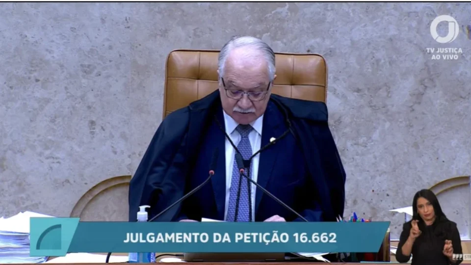 Fachin abre julgamento com recado contra ‘disputa pessoal’ e confronto no STF