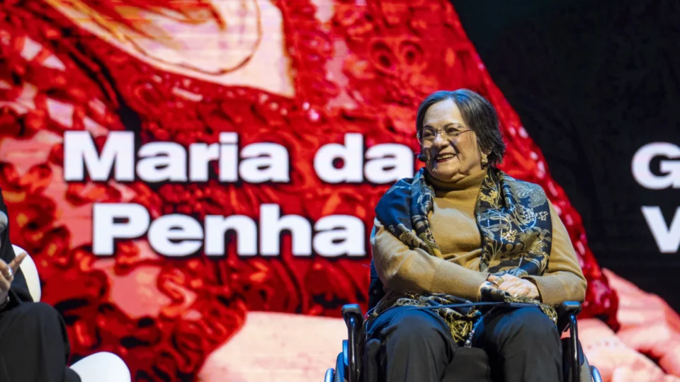 ‘Eu estou aqui porque estou com a medida protetiva’, alerta Maria da Penha no Despertar 2026