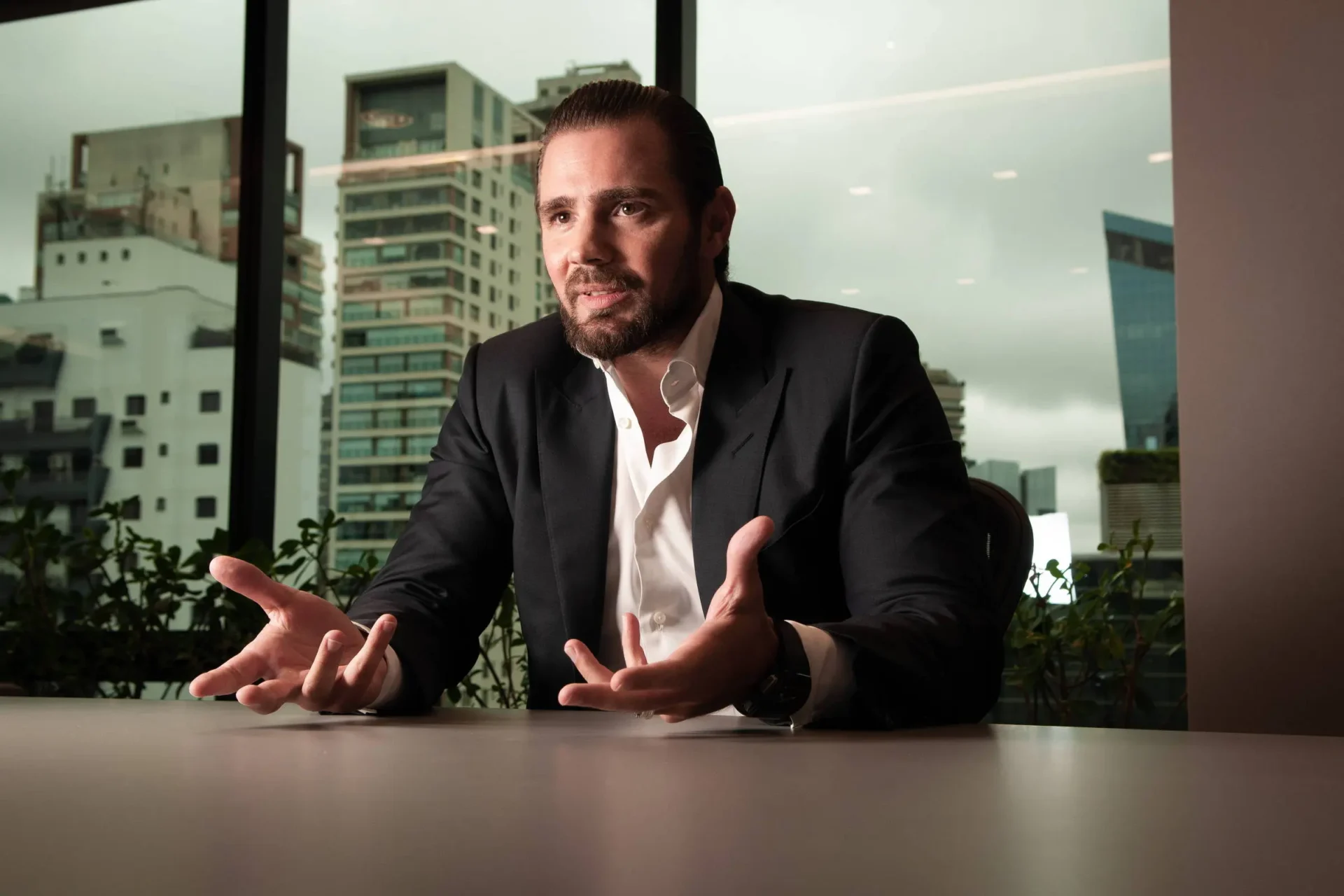 Daniel Vorcaro, ex-controlador do Banco Master. Informações extraídas de seu celular passaram a alimentar diferentes frentes de investigação. Foto: Valor Econômico