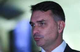 Flávio pede prisão de servidor do Planalto após posts sobre Nossa Senhora Aparecida