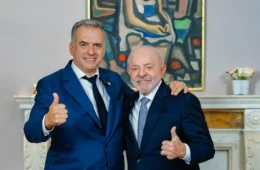 Lula discute regulação das bets com presidente do Uruguai em Nova York