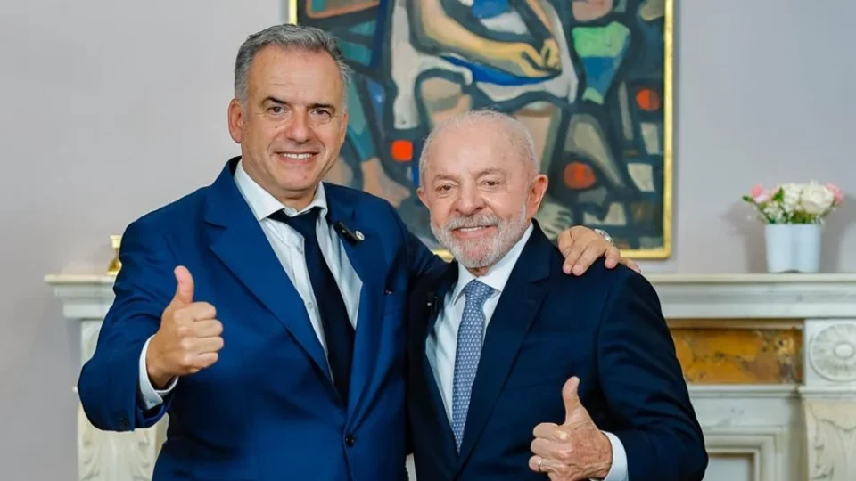 Lula discute regulação das bets com presidente do Uruguai em Nova York