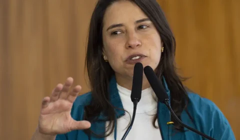 Governadora Raquel Lyra, de Pernambuco, sugere esterilizar paciente sem consentimento