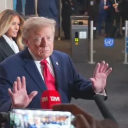 Trump rejeita proposta de cessar-fogo do Irã para reabrir Estreito de Ormuz